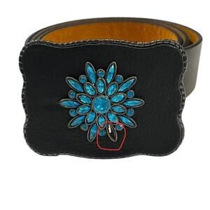 Wallet Buckle women's leather belt with Rhinestone buckle.